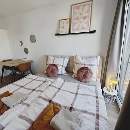 Lejlighed Ticasa Happy Zentral-outlet-parkplatz-aufzug-smarttv-unique